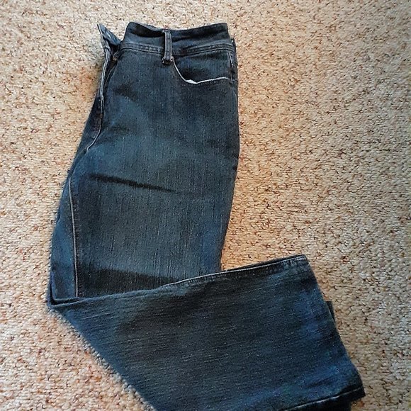 Penmans Women's Jeans Canadian Made - Picture 3 of 3